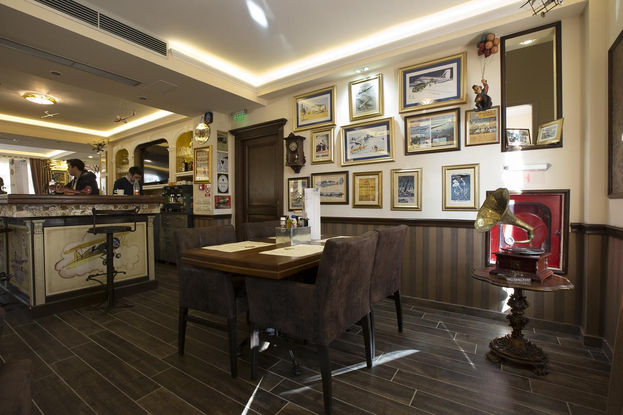 Hotel Aviator Boutique Otopeni Extérieur photo
